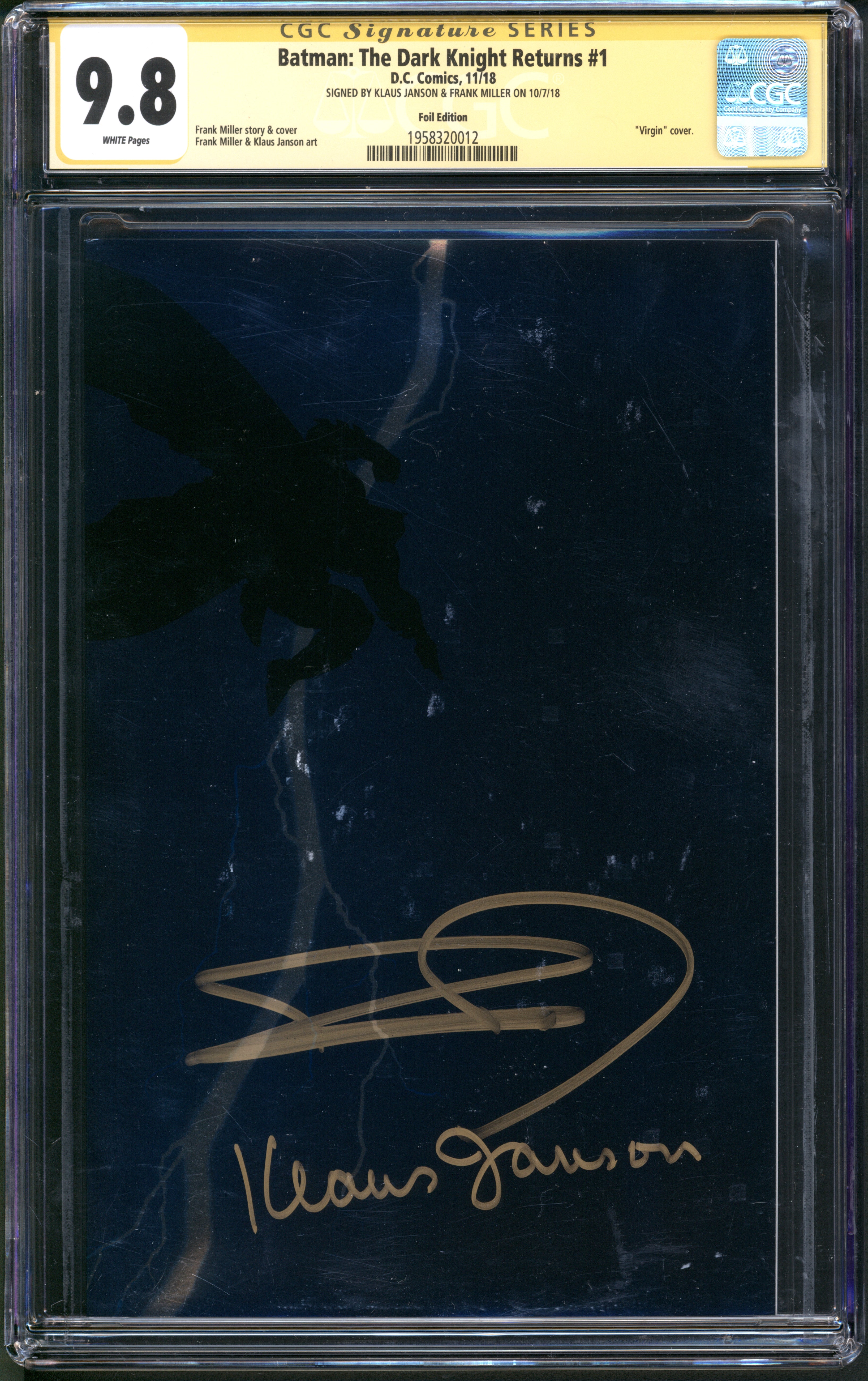 VIM_grade_cgc-9-8-foil-edition-signed-by-frank-miller-and-klaus-janson-1958320012