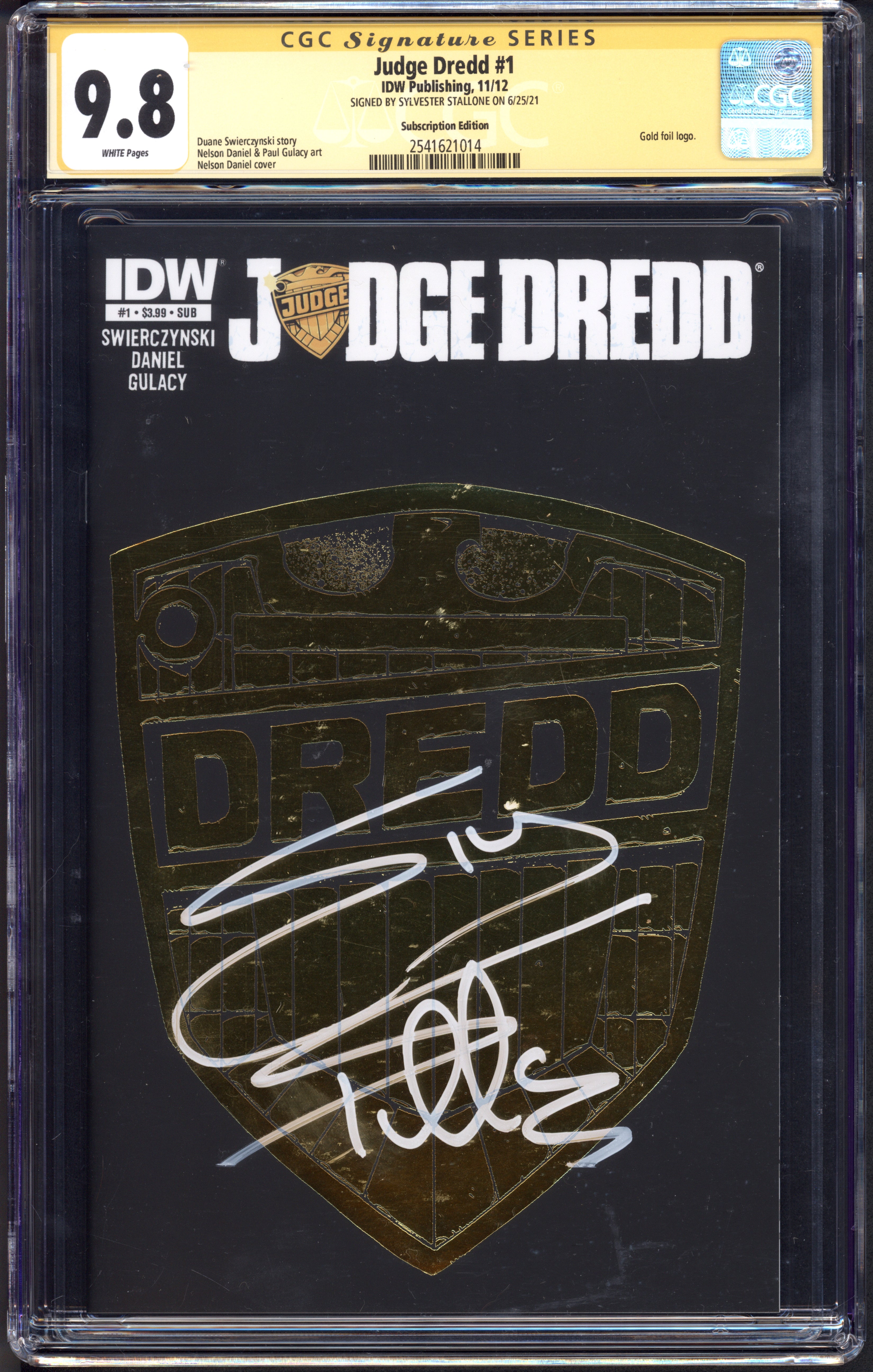 VIM_grade_cgc-9-8-subscription-edition-signed-by-sylvester-stallone-2541621014
