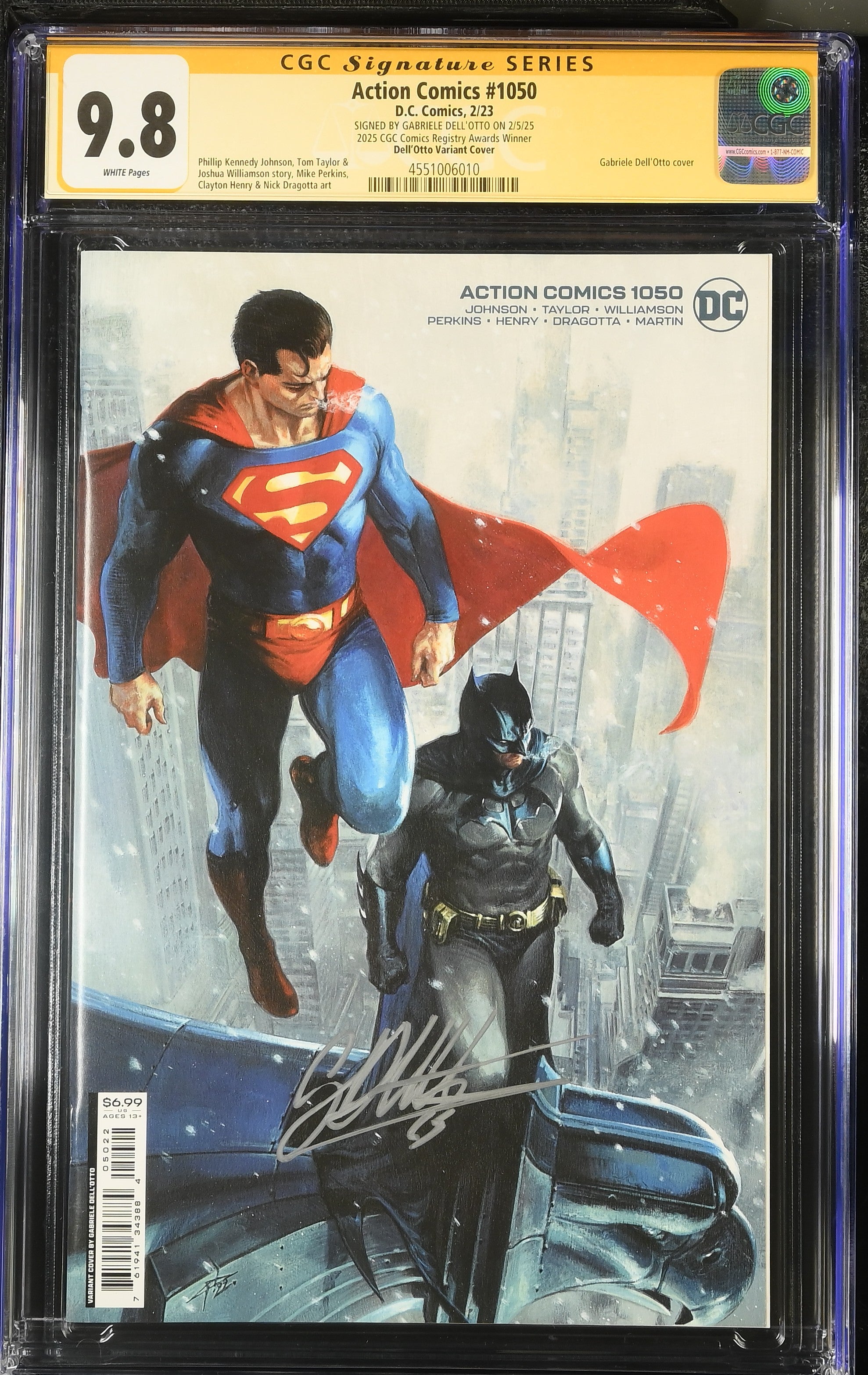 VIM_grade_cgc-9-8-dellotto-variant-cover-signed-by-dellotto-4551006010